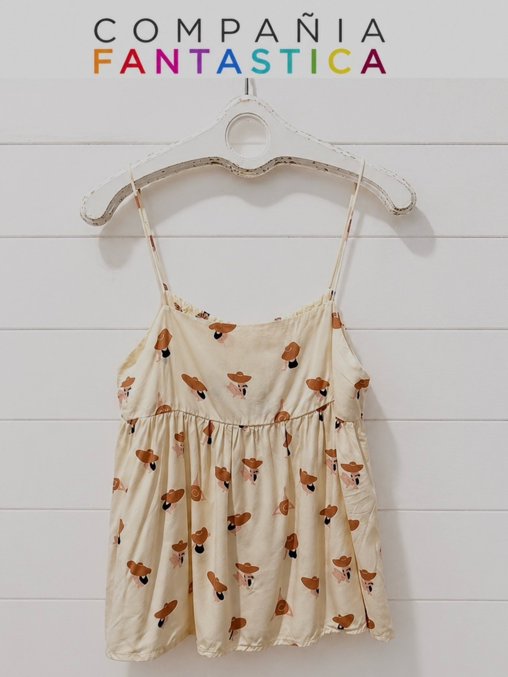 COMPAÑÍA FANTÁSTICA – Cream Camisole with Hat Print – Size M